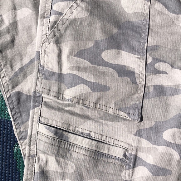 DEMOCRACY “Ab” technology CAMMO STRETCH JEANS / Woman’s size 2 - Picture 3 of 9